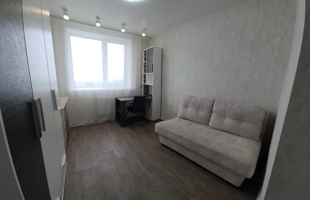 Новострой с видом на море