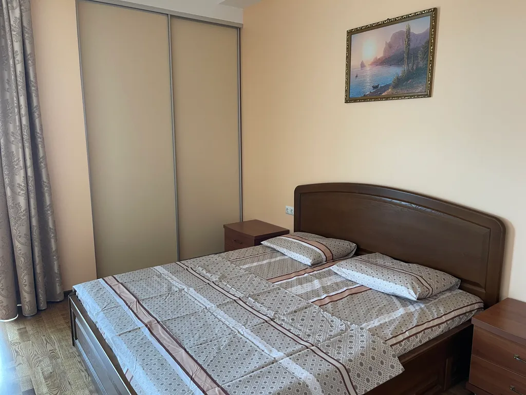 Видовая трехкомнатная квартира