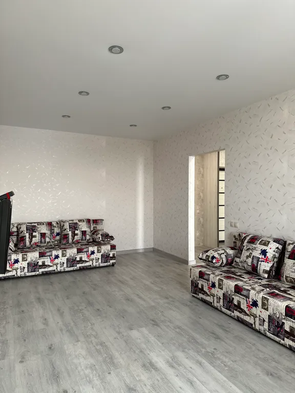 Чистая просторная квартира с видом на Волгу