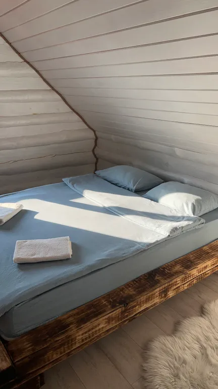 Дом с баней и бассейном