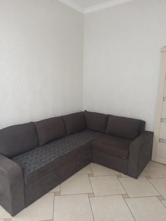 Уютная, трёхкомнатная квартира, с хорошим евроремонтом