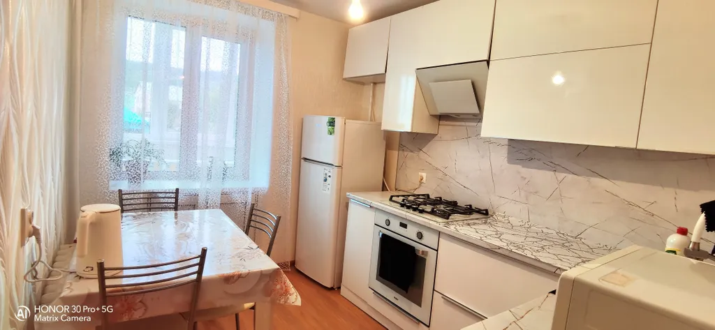 2-ком.квартира, с отчетными док-ми, с хорошим ремонтом, новой мебелью