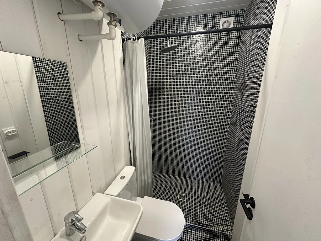 Коттедж Дом на берегу реки — Сясьстрой