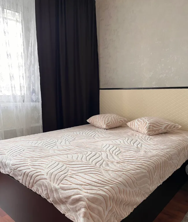 Уютная квартира в самом центре микрорайона парковый — аренда посуточно в Челябинск