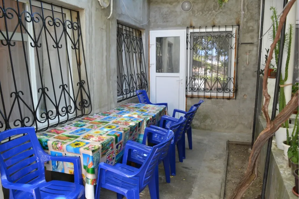 Квартира Квартира Уютный и комфортный трёхкомнатный дом. — Евпатория