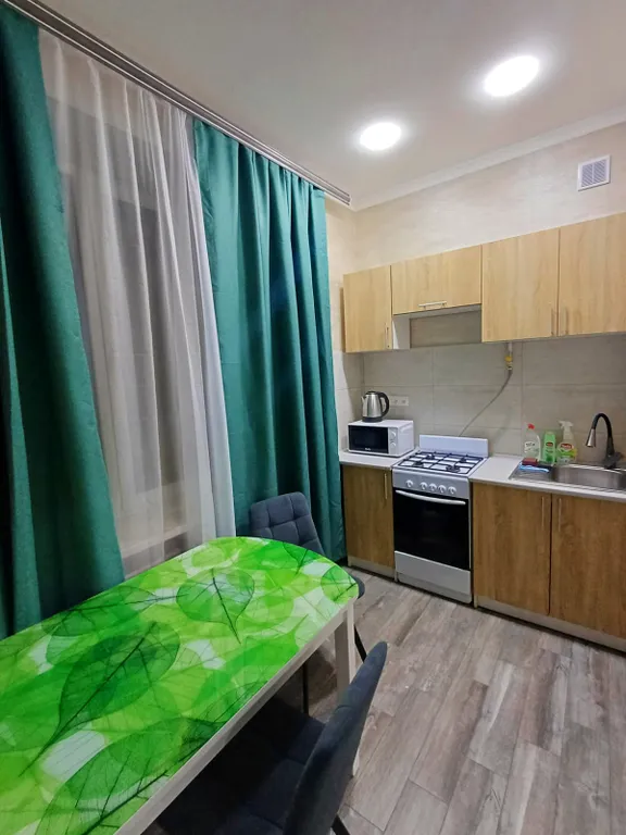 Уютная квартирка в центре города с камином