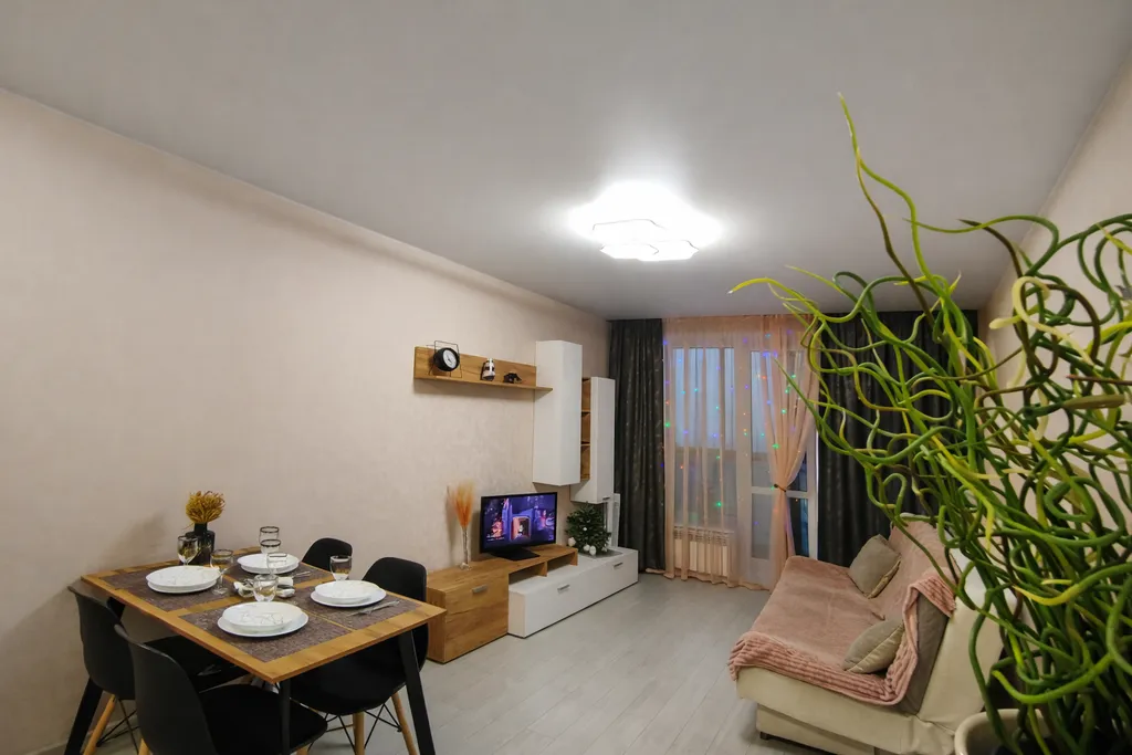 Уютная квартира с видом на реку Томь