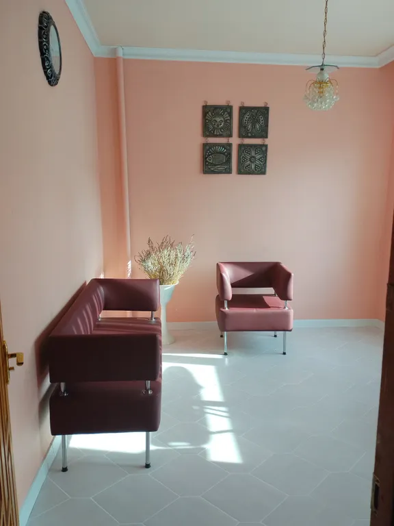 Этаж со своим входом для большой компании(до 10 человек)