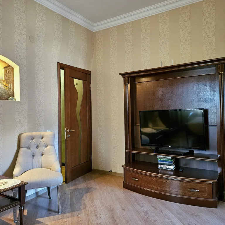 Уютная и комфортная комната в сталинке