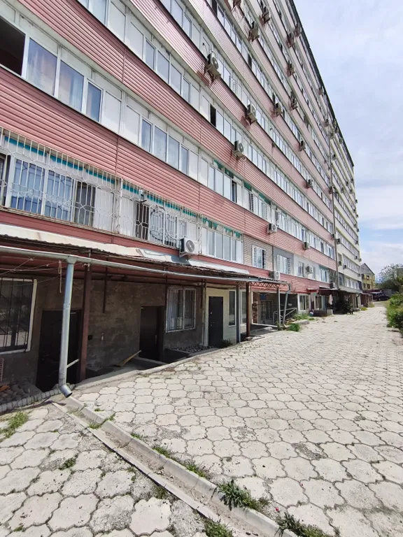 Просторная квартира с отдельным входом, две двуспальные кровати