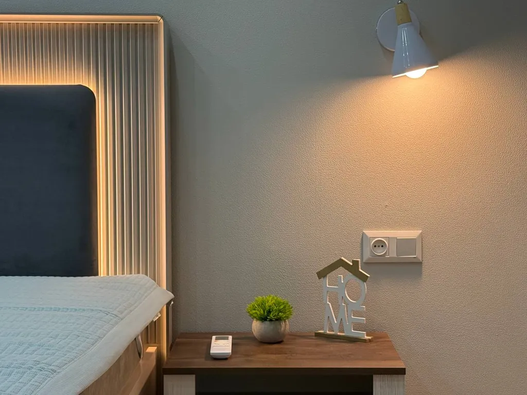 Leonardo apt with a sunset view