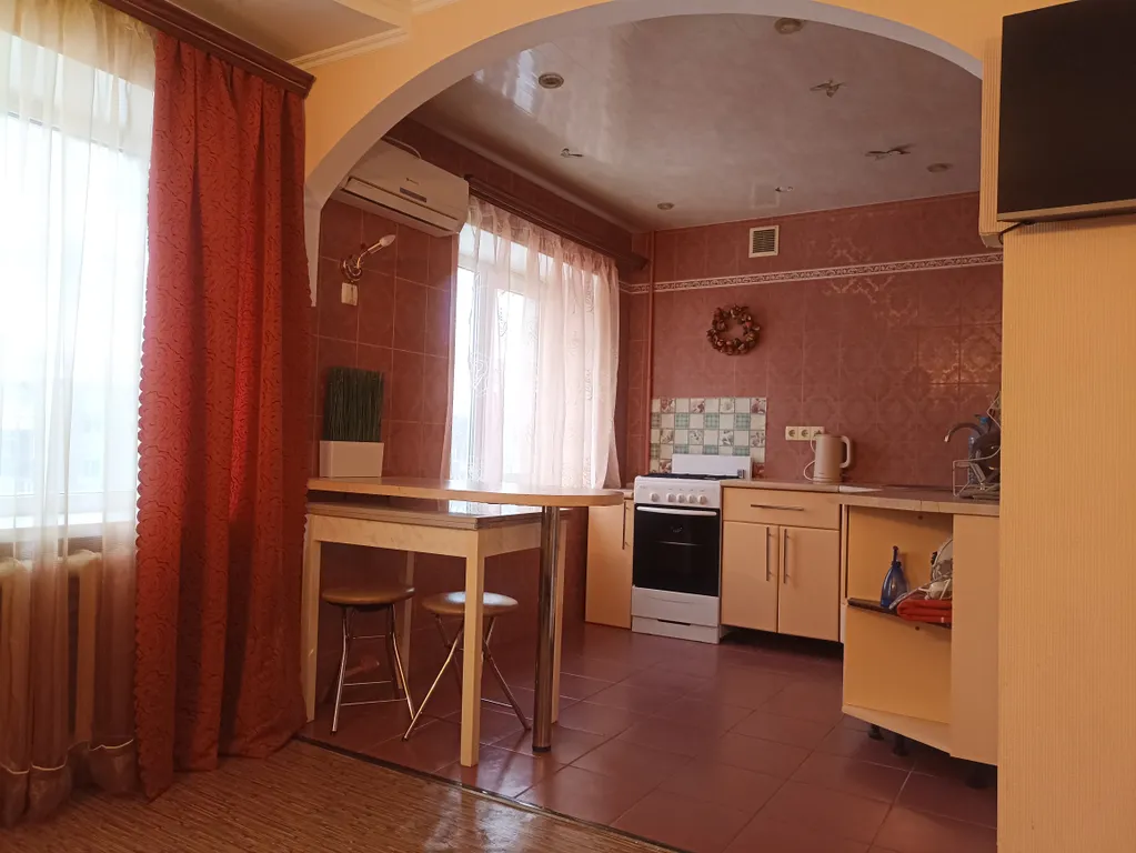 Квартира рядом с МегаГрином