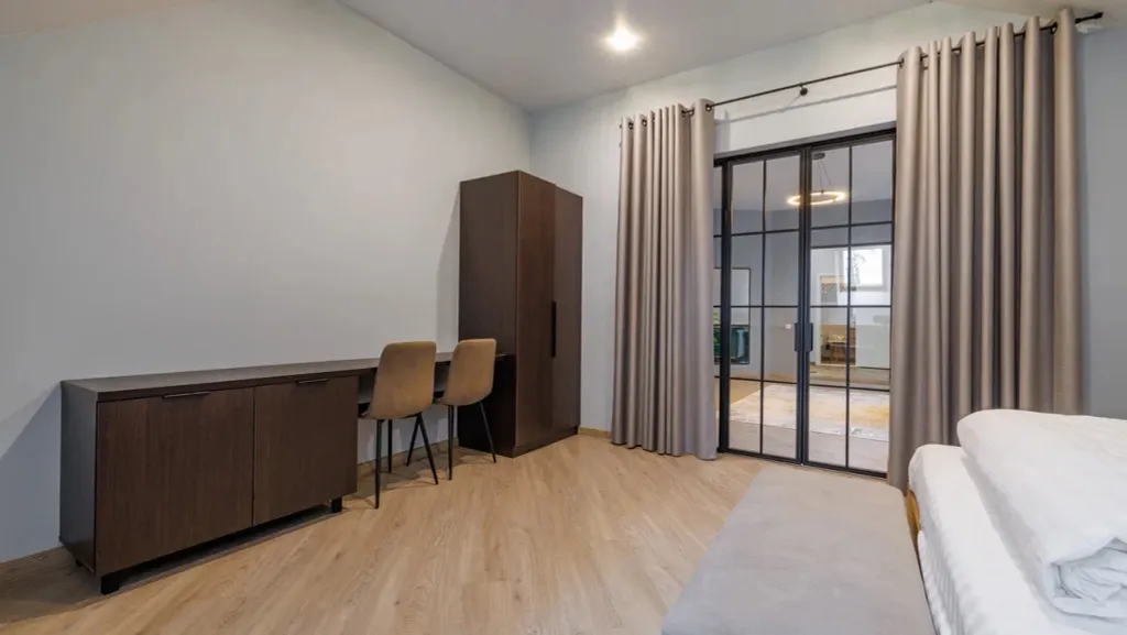 Номер Тишина в лесу