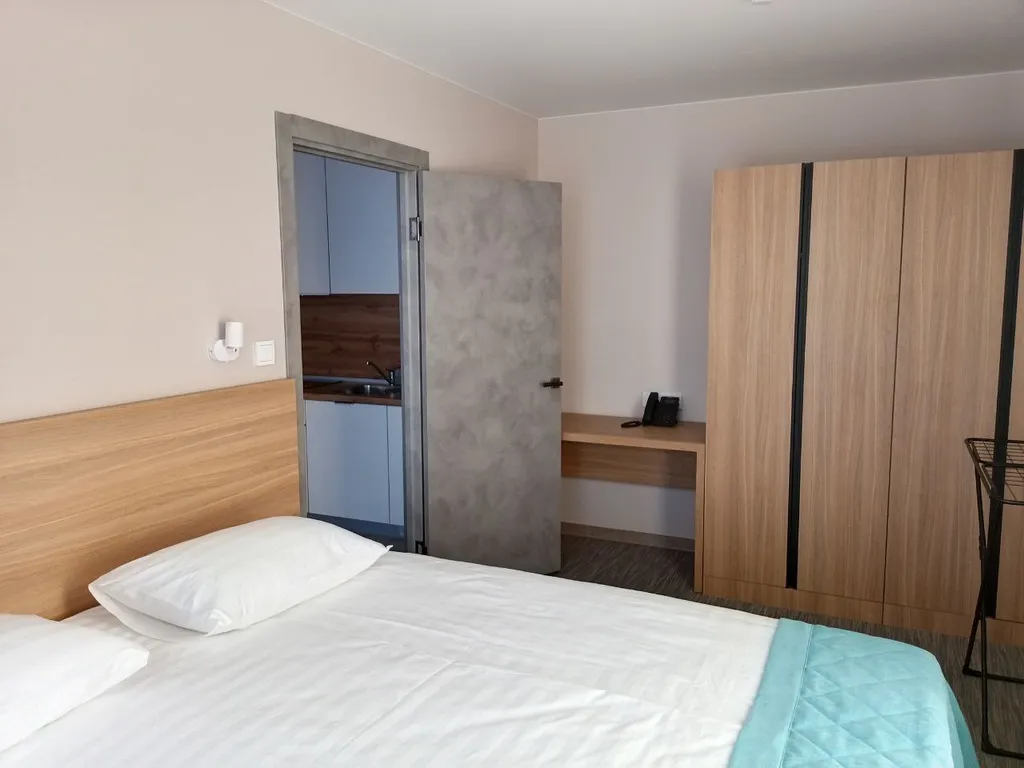 Апарт-отель Доминанта в центре города (двухкомнатные апартаменты)