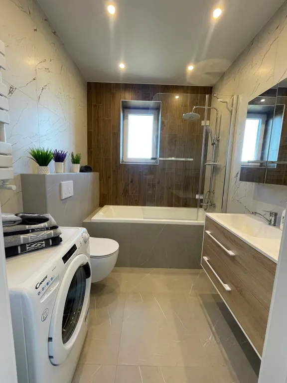 Просторный luxe в новом доме в центре города