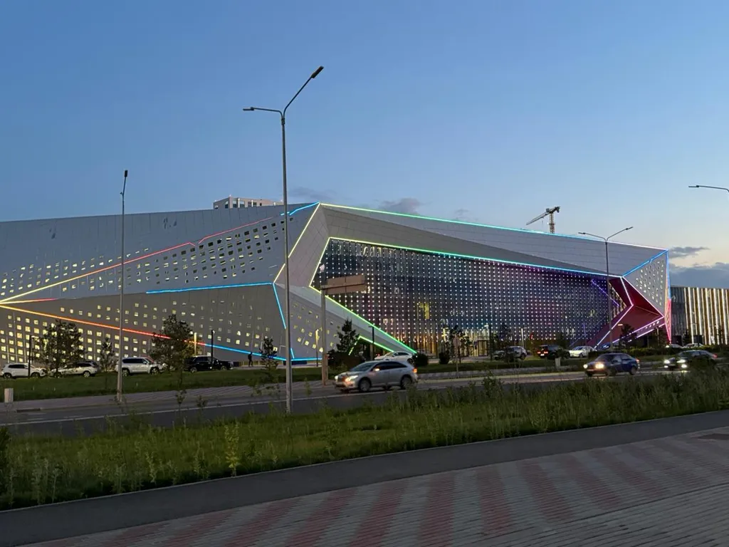 Апартамент с 2 спальнями рядом со спортивными комплексами