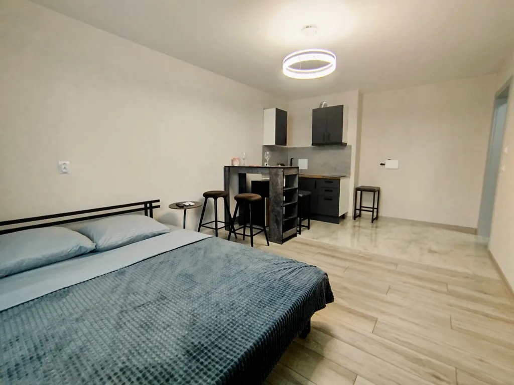 Новая студия с видом на Море