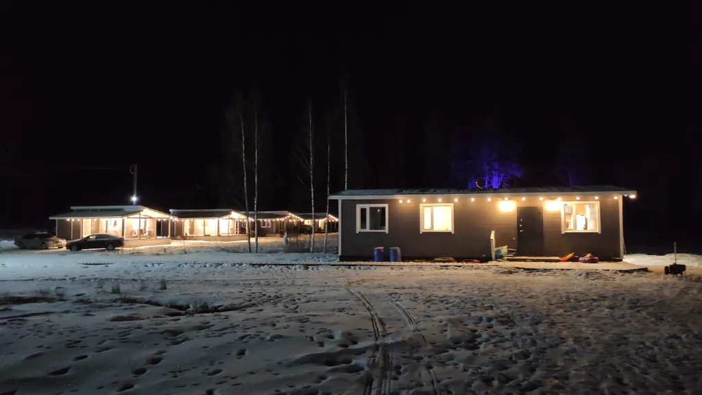 Солнечный с дровяной сауной