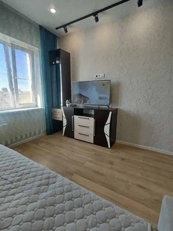 Новая однокомнатная квартира у Аквапарка, в новом районе города