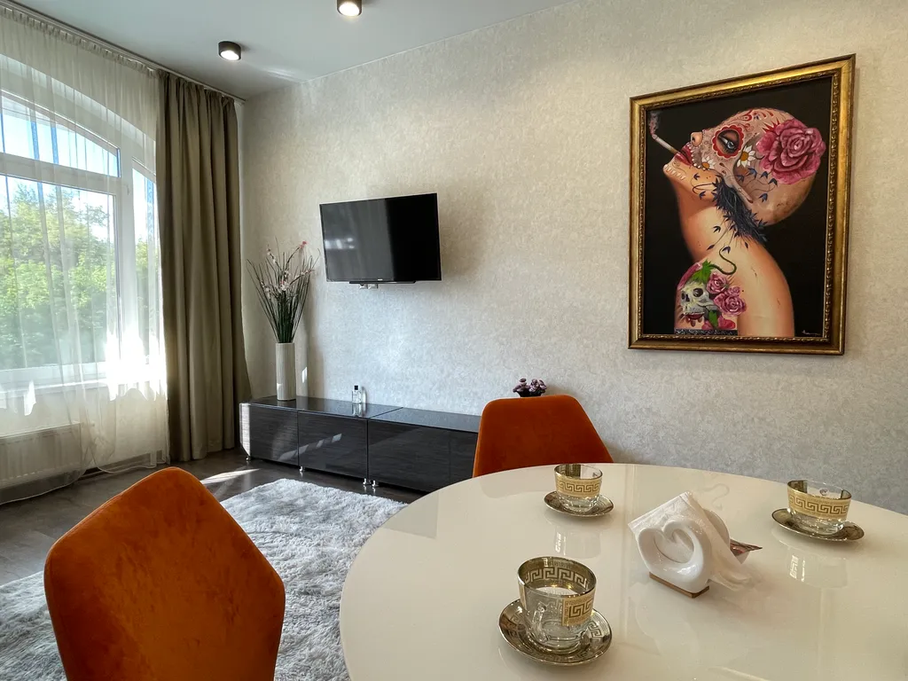 Люкс у ТЦ Аура, площадь Ленина, центр, подземная парковка