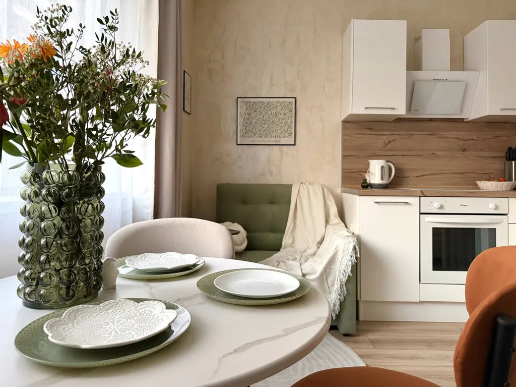 Студия на бульваре