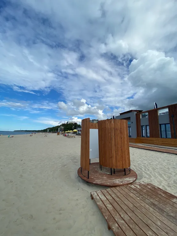 Современная квартира в курортном городе