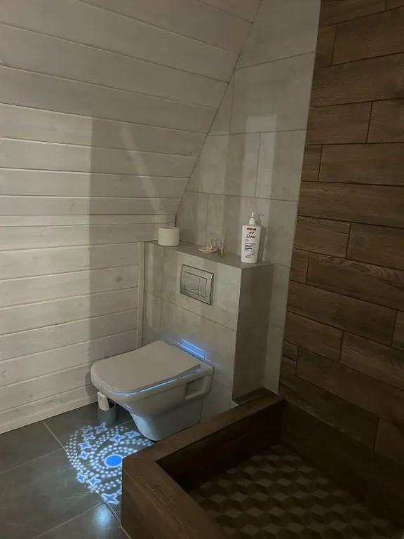 A-frame lamour house