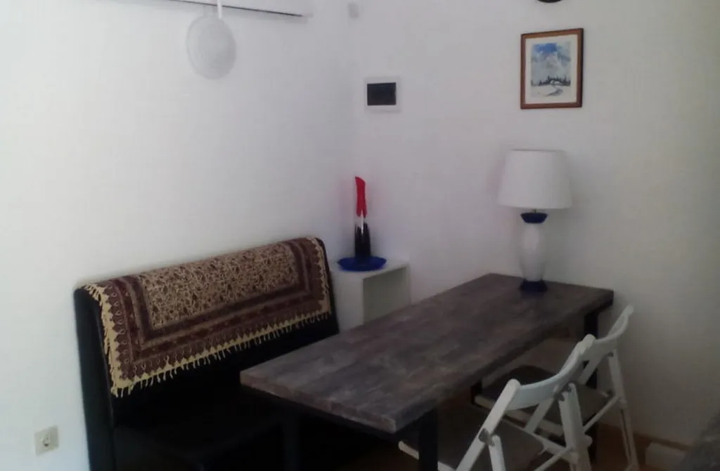 Студия комфорт на земле с двором, парковкой