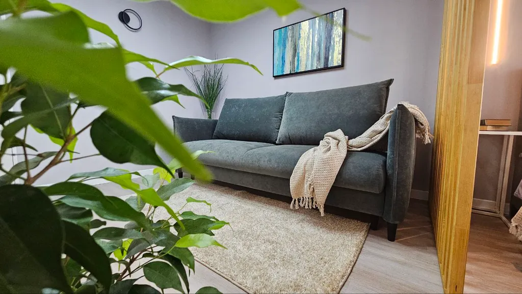 Современная квартира в городе-курорте