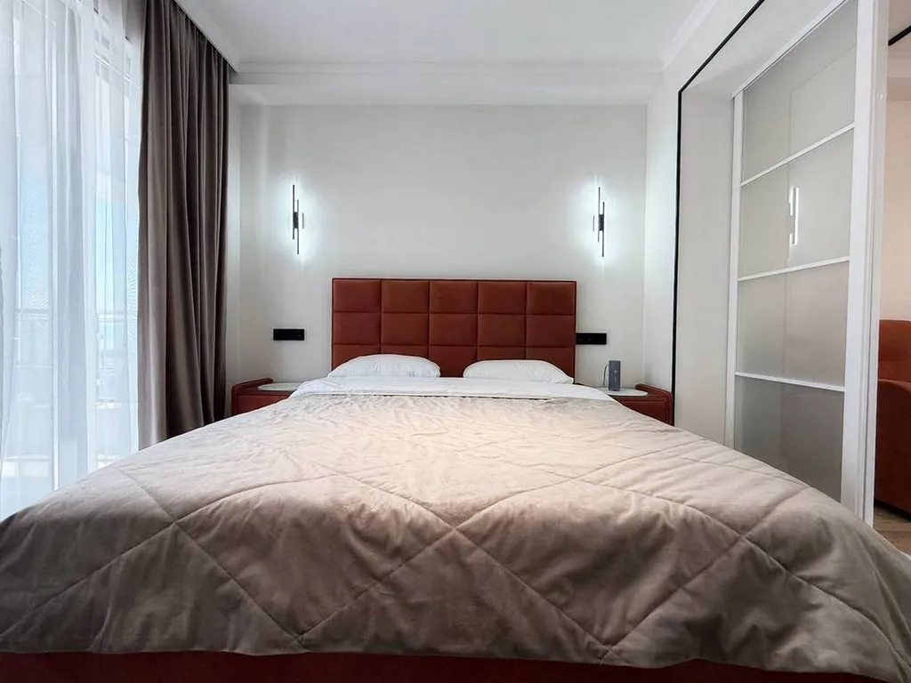 Студия на первой береговой с большой террасой и крутым видом на море