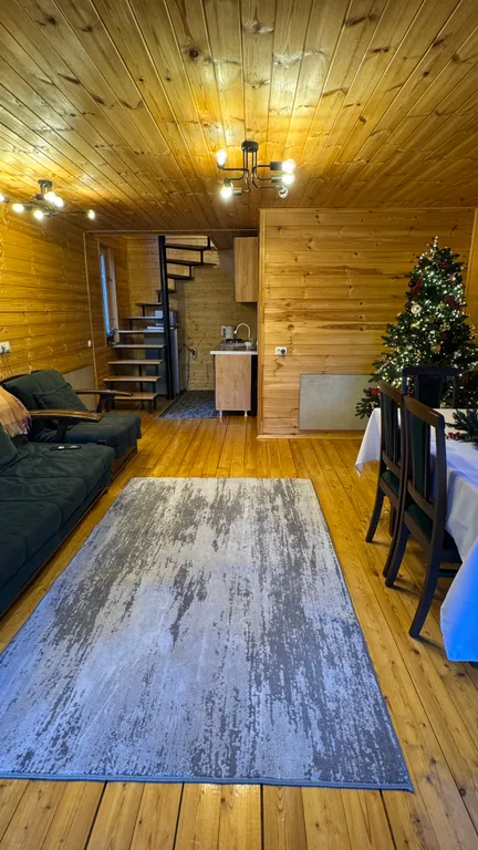 Двухэтажный коттедж в горах Карачаево-Черкесии