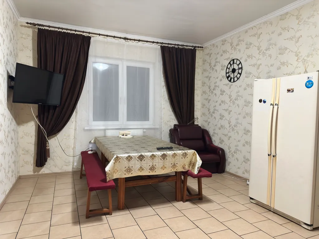 Частный дом с камином