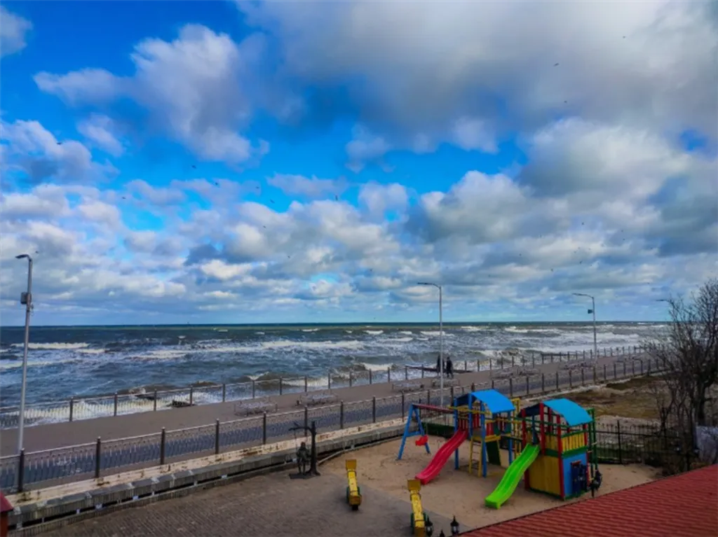 Люкс двухкомнатный с видом на море (корп.С)