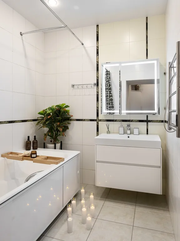 Дизайнерская четверка на патриарших прудах