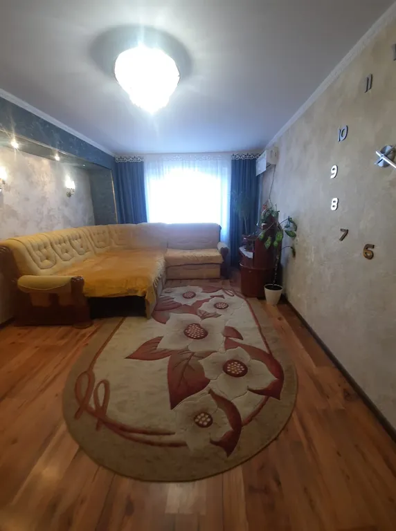 Уютная двухкомнатная квартира с видом на горы