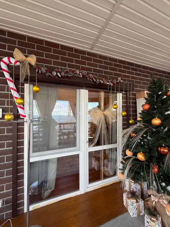 Коттедж Уютный домик на берегу моря — Осовины