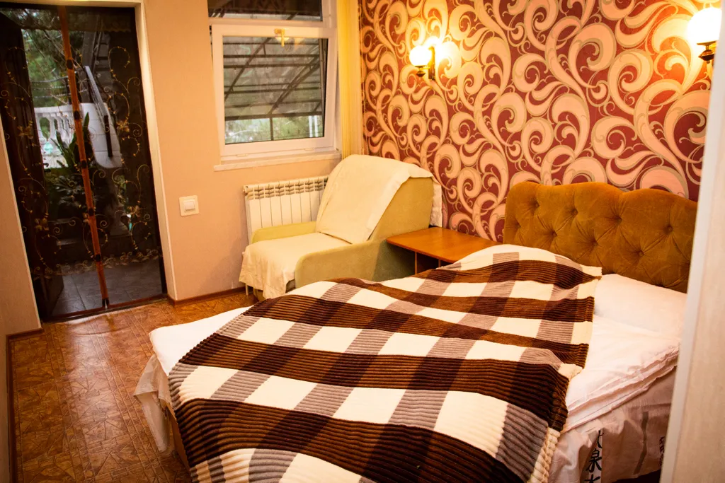 Квартира Комната — аренда посуточно в Партенит