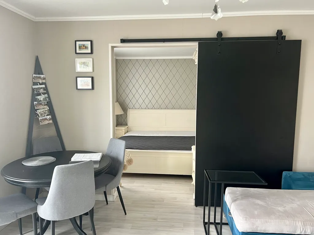 Квартира Квартира 3-комнатная в центре у Нижнего озера, Зоя-апарт — Калининград