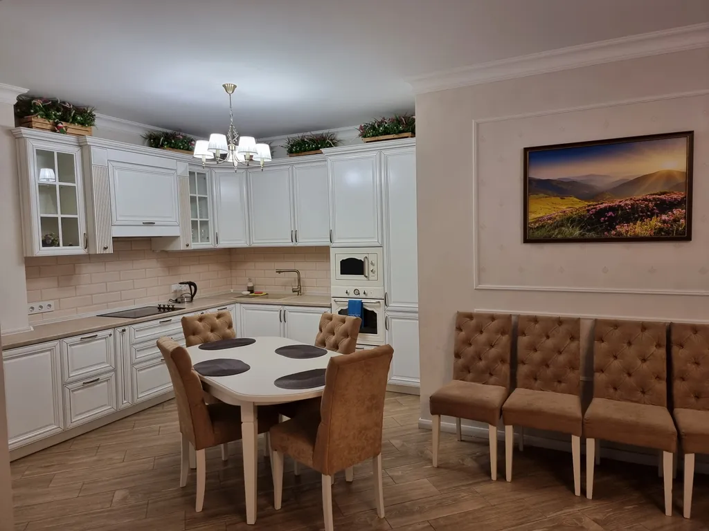 Апартамент в центре рядом с подъемником с балконом