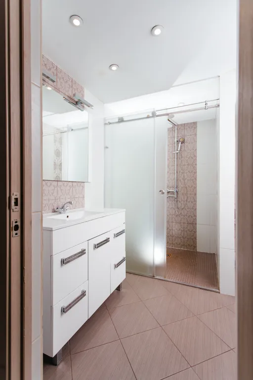 Коттедж Уютный дом с баней у реки — Верховье