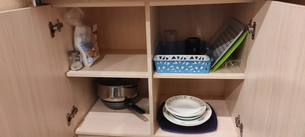 Студия с санузлом и зоной кухни