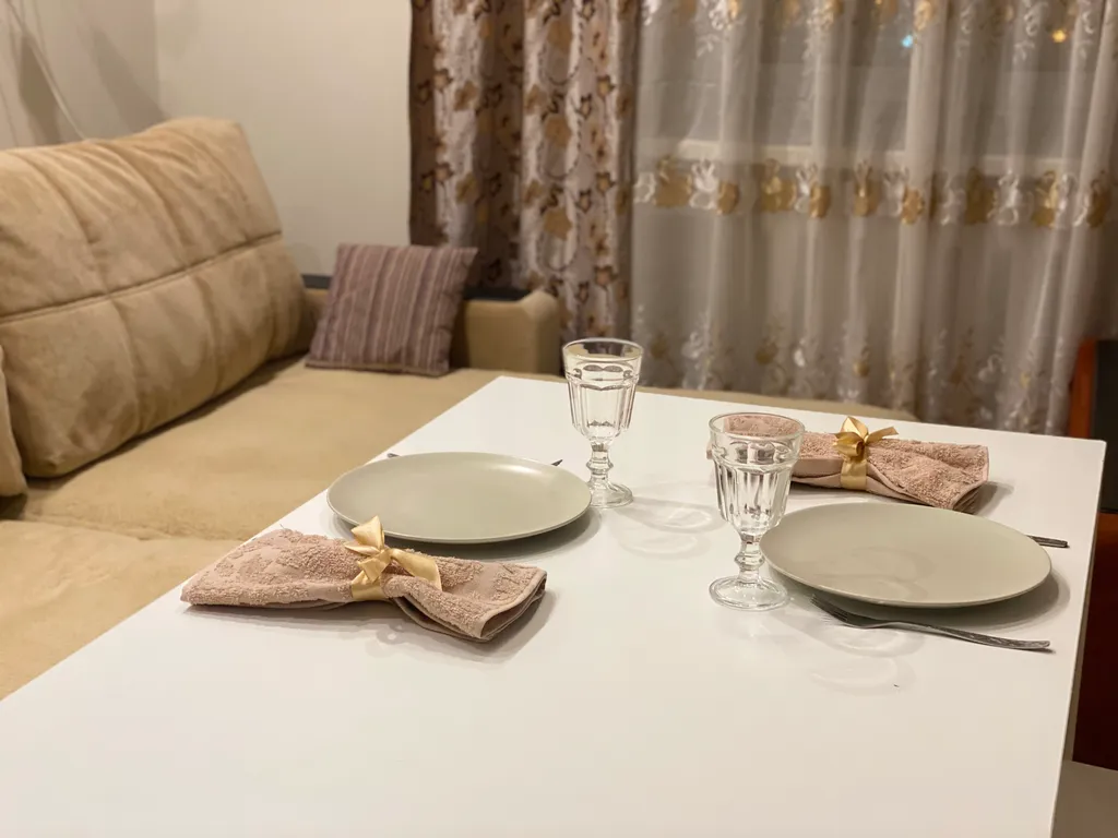 Через дорогу от ЛетоЛето Яркая 1+ квартира