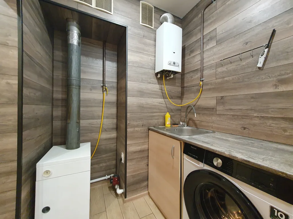 Четырёхкомнатный дом в черте города