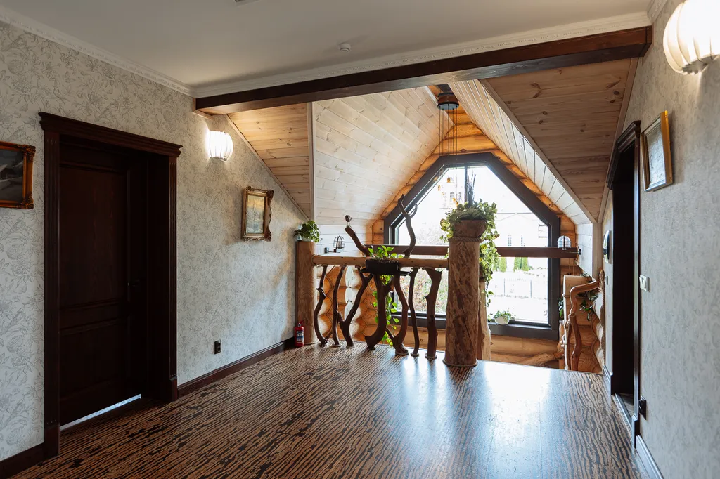 Шикарный дом из сруба с баней и бассейном