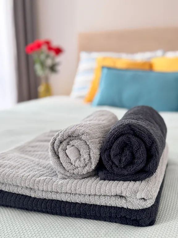 Квартира Современная студия в Новокомарово — Тюмень