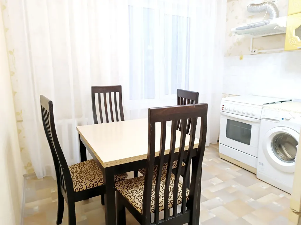 4-комнатная Квартира