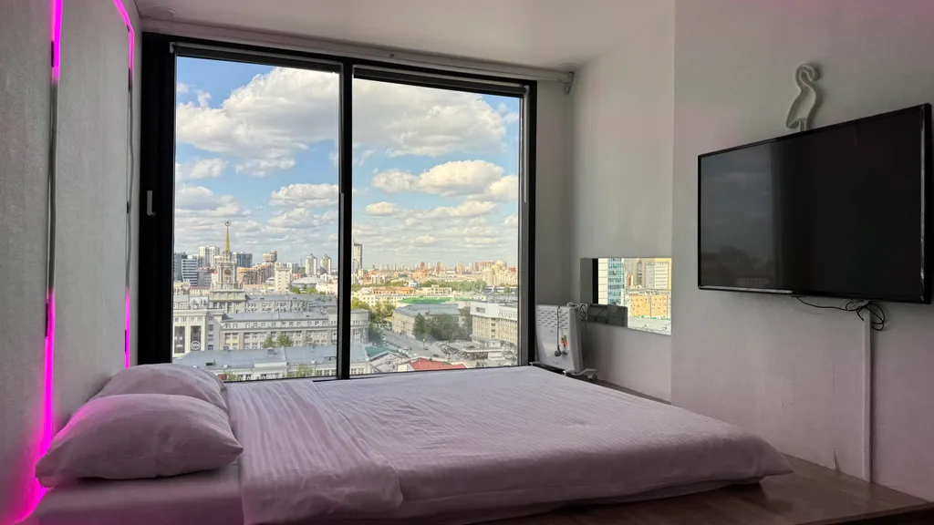 Апартаменты Pink neonlight