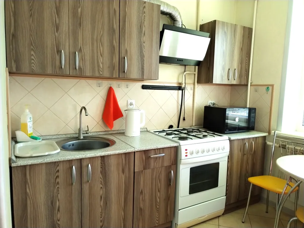 Уютнейшая квартира рядом с МНТК имени Фёдорова