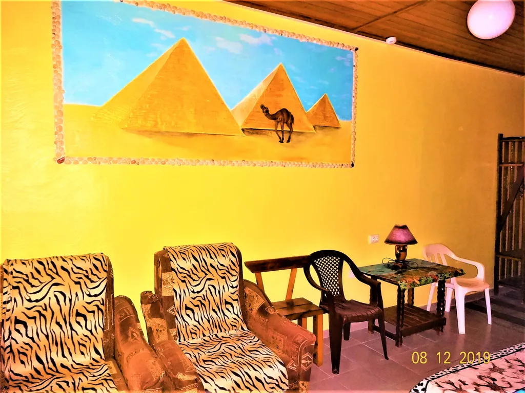 Египетский двухместный с двумя дополнительными местами