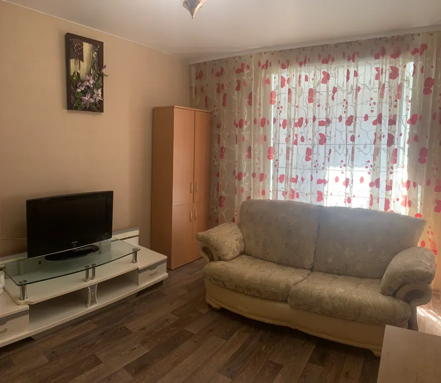 Квартира в центре, ЖД